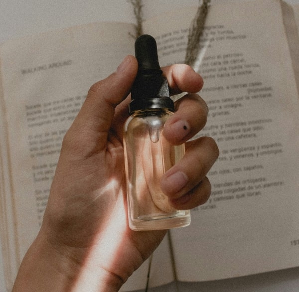 why I avoid synthetic fragrances